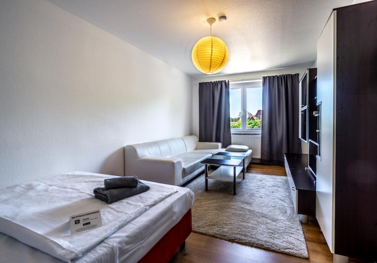 Sl'Otel Budget Bernburg Exteriér fotografie