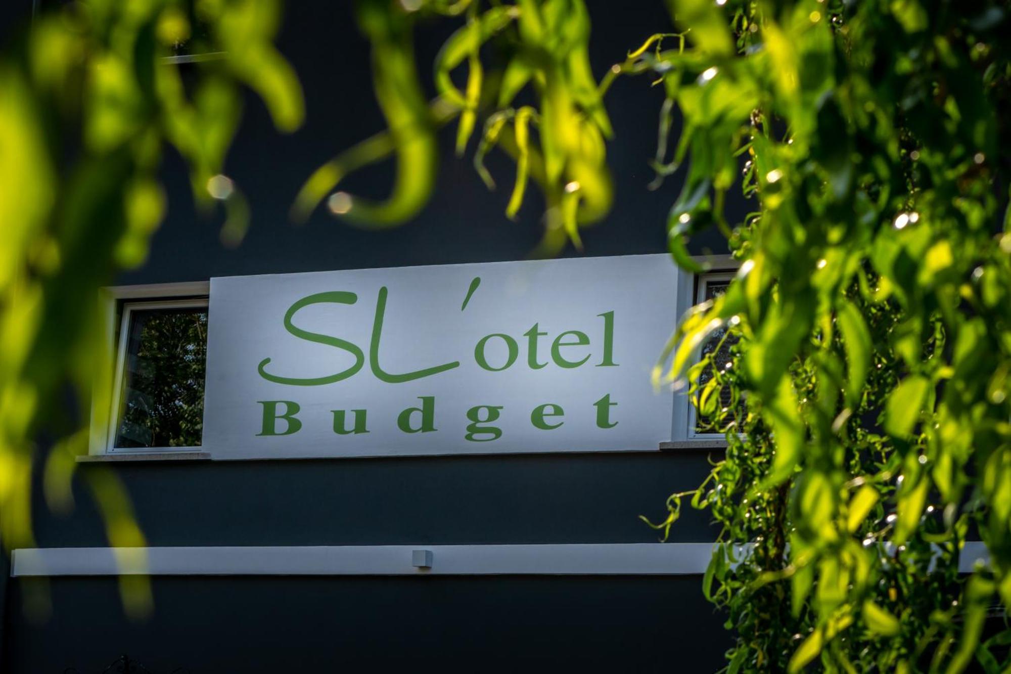 Sl'Otel Budget Bernburg Exteriér fotografie