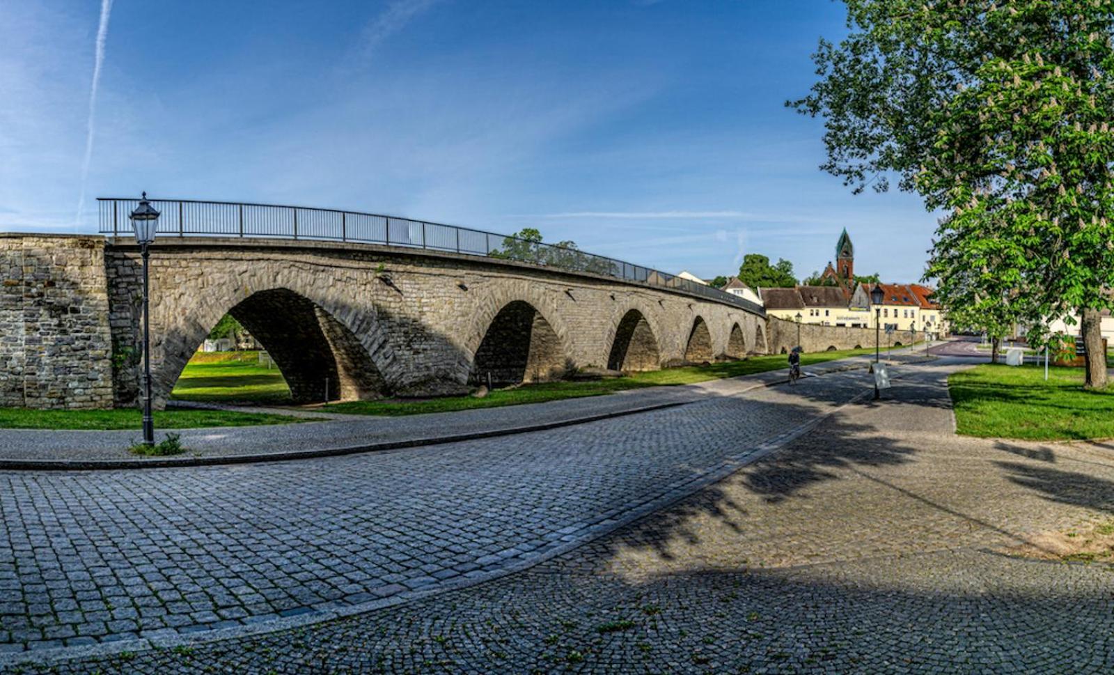 Sl'Otel Budget Bernburg Exteriér fotografie