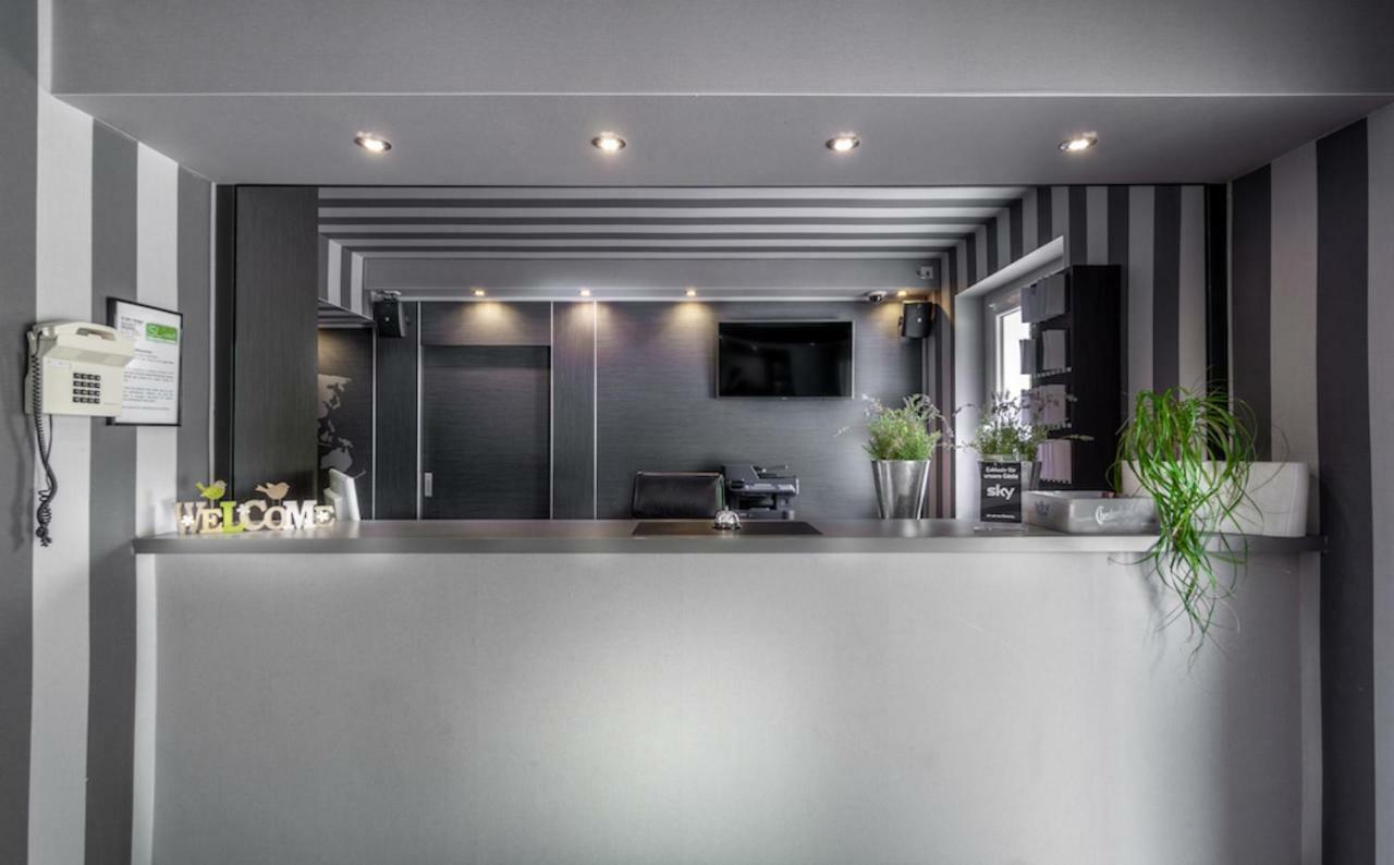 Sl'Otel Budget Bernburg Exteriér fotografie